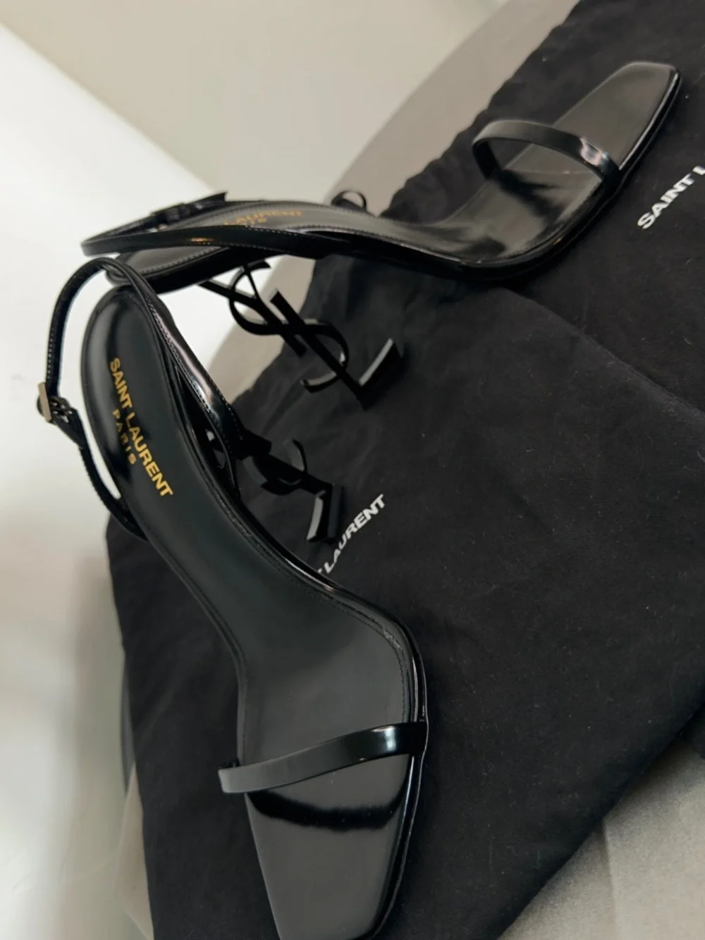 Saint Laurent Black Patent Monogram-Heel Slingback Sandals - Picture 6 of 10